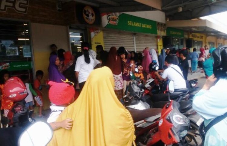 Diserbu, Supermarket Giant Batu Aji Dikabarkan Akan Tutup 